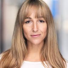 Natalie Hope's Instagram, Twitter & Facebook