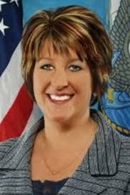 Crane chief of staff receives award