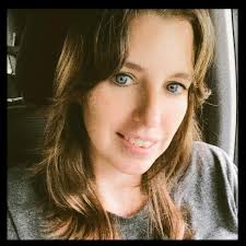 What is a good day bed option for a 5th wheel camper, such as a trundle bed  or pull out couch with mattress?