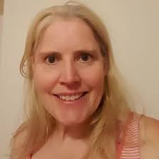 Elaine McCabe (@lainie_mccabe)