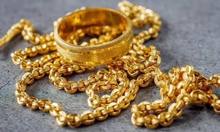 سونے کی فی تولہ قیمت میں ہزاروں روپے کا اضافہ - Business & Economy - AAJ