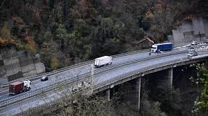 L'autostrada a26 a l'è 'n autostrada italiana situada in piemont e liguria e verta del e gestida de autostrade per l'italia. Esenzione Del Pedaggio Sull A26 Tra Ovada E Masone Regione Piemonte Piemonteinforma Regione Piemonte