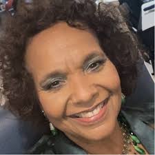 During my visits today I had the pleasure of presenting the prestigious AAA  “Presidents Elite” Award to Ghada Hammoud (Agency Principal) of the East  Dearborn Insurance Agency!! Congratulations to you…