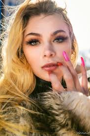 Isabella and tan FEMALE Located in CO Located in Denver COLORADO Isabella  and tan FEMALE MOM DAD