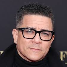 Randy Huggins (@TVsRandyHuggins)