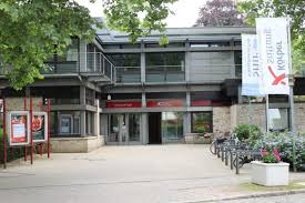 Das haus im park der k�rber�stiftung ist einer der ersten stand�orte des bundesweiten projekts und infor�miert �ber digitale angebote in bergedorf und im haus. Hamburg Tour Speziell Fur Rollstuhlfahrer Tagesetappe Fuhrt Durch Bergedorf Zum Park Der Sternwarte Drs Org