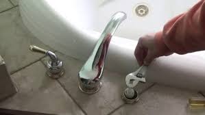 How to turn off a faucet that keeps running - YouTube