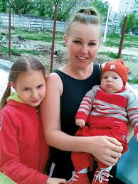 Tania popa (19 ocak 1973 doğumlu) rumen aktris. Tania Popa Si Veaceslav Damian Dragostea Nu Crede In Lacrimi Marea Dragoste