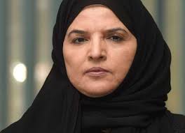 پدر را از این حال آگهی دادند برادرانش را بخواند و گوشمالی به واجب بداد پس هر یکی را از اطراف بلاد حصه معین کرد تا فتنه بنشست و نزاع برخاست که ده درویش در گلیمی بخسبند و دو پادشاه در اقلیمی نگنجند. Ø§Ù„Ø£Ù…ÙŠØ±Ø© Ø­ØµØ© Ø¨Ù†Øª Ø³Ù„Ù…Ø§Ù† Ù…Ø·Ù„ÙˆØ¨Ø© Ø£Ù…Ø§Ù… Ø§Ù„Ù‚Ø¶Ø§Ø¡ Ø§Ù„ÙØ±Ù†Ø³ÙŠ ÙÙ…Ø§ Ø¬Ø±ÙŠÙ…ØªÙ‡Ø§ Ù‚Ù†Ø§Ø© Ø§Ù„Ø¥Ø¨Ø§Ø¡