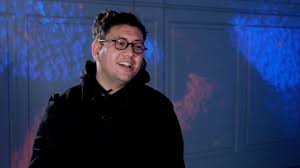 Türk Sanatçı Refik Anadol'dan Büyük NFT Başarısı!