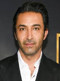 Avi Mehta's Instagram, Twitter & Facebook