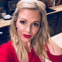 Amber Hodge's Instagram, Twitter & Facebook