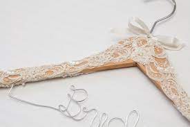 Pin En Hangers