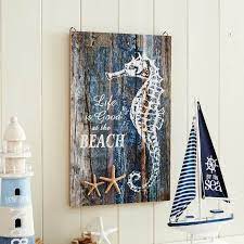 The ship is the largest ocean liner constructed entirely in the united states and the fastest ocean liner to cross the atlantic in either direction, retaining the blue riband for the highest average speed since her maiden voyage in 1952. Decorate A Nautical Themed Home Archi Living Com