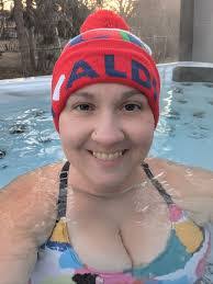 Stephanie Haddrill's Instagram, Twitter & Facebook