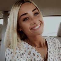 Renae Griffith's Instagram, Twitter & Facebook