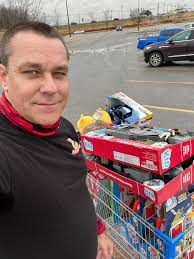 Hey Everybody! My name is Allen Barnett and I am a Nationally Certified  Interventionist and a Kentucky State Certified Peer Support Specialist.  When I was