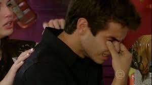 Todos choram o falecimento de Marcela