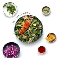 A roasted steelhead trout transitions from fish taco salad to a dish accompanied by pickled carrots, cauliflower rice, and green goddess ranch dressing. Sweetgreen Fall For Our Autumn Flavors Curry ÙÙØ³Ø¨ÙÙ