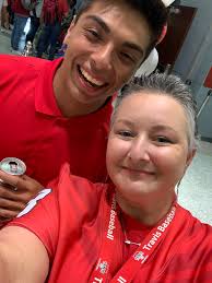 Aaron Mendiola (@AaronMendiola9)