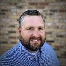 Justin Boles's Instagram, Twitter & Facebook