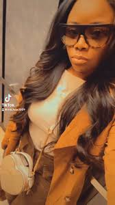 I be cute so I pose for pic , Know they watching so I throw um a kiss 😘