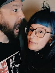 Appreciation post. None of us could go do cool things abroad if we didn't  have someone at home holding it down and handling the not fun stuff. Love  you @snozwangdoodle 😘