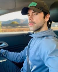 Alejandro Arguello's Instagram, Twitter & Facebook