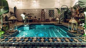 However, today's modern dwellings are also beginning to develop new breakthroughs of modern home designs that put the artistic elements of dwelling in the form of private pools within the home. Best 18 Modern Indoor Swimming Pool Design Ideas
