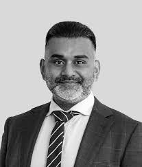 Suzette Clark's Instagram, Twitter & Facebook