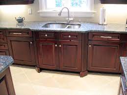 It depends on the type of cabinetry purchased by the homeowner. Elegante Kuche Waschbecken Und Schrank Combo Und Wasserhahn Sets Moderne Kuche Waschbecken Mobelde Com Primitive Kitchen Kitchen Remodel Kitchen Cabinets Home Depot