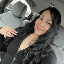 Marina Montgomery's Instagram, Twitter & Facebook