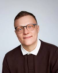 Charles Pellerin à Sainte-Julie Humoriste spectacle virtuel à Sainte-Julie 