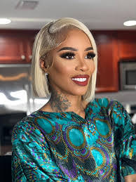 Sasha Mcintosh's Instagram, Twitter & Facebook