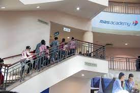 Kelana jaya dataran glomac paradigm mall ss3 university garden ss4 ss5 taman bahagia, people's park. Malaysia Airlines Staff Spread Christmas Cheer Economy Traveller