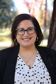 Enid Fernandez's Instagram, Twitter & Facebook