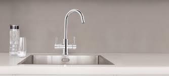 Ich hatte bei dem hersteller herzbach nachgefragt und bekam freundlicherweise. Wasserhahn Entkalken Hilfreiche Tipps Tricks Brita