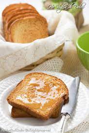 Le fette biscottate fatte in casa sono un alimento fragrante e gustoso, che viene preparato con fette di pane cotte due volte. Fette Biscottate Fatte In Casa