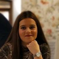 40+ "Laura Urbano" profiles