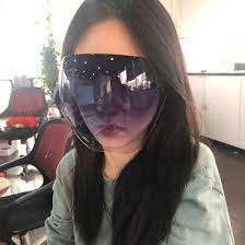Wear a glasses face shield to cover the entire front and sides of your face to help slow the spread. Super Hot Colorful Face Shield Anti Fog Dust Proof Wind Proof Water Proof Safety Glasses Sunglasses Protective Glasses Body Fluids Blood Spashes Chemcial China Face Shield And Uv Protection Sunglasses Price
