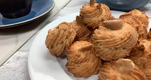 Petits Fours Tunisiens Aux Amandes Recette En 2020 Dessert Petits Fours Patisserie