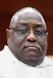 Campaign money shows ties to contractors, officials, unknown sources