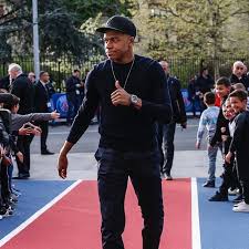 Pin Pa Football K Mbappe