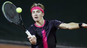 We did not find results for: Salzburger Lukas Neumayer Steht In Paris Im Junioren Achtelfinale Sport Mix Tennis French Open