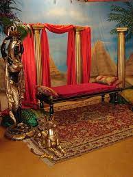 See more ideas about egyptian, egyptian decorations, egyptian party. Decoracion De Quinceaneras Centros De Mesa Arreglos Florales Egyptian Party Egyptian Party Decorations Egyptian Themed Party