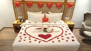 Anniversary Room Decoration Ideas Simple Romantic Decoration For Bedroom Romantic Decoration Romantic Room Decoration Romantic Decor Romantic Bedroom Decor