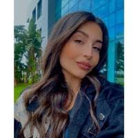 Jennifer Elia's Instagram, Twitter & Facebook