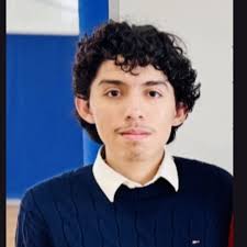 ✨Emma Jarvis✨ Emma Jarvis is the daughter of Amber and Aaron (a-a-ron)  Jarvis. She played Bass Clarinet in Concert Band 1, Symphonic Band, and  Wind Ensemble, Bass Clarinet and Contrabass Clarinet in