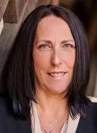 5 Nugget Hill Dr, Gales Ferry, CT 06335