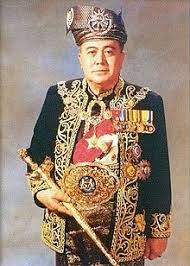 Sultanah hajjah kalsom binti abdullah is the current sultanah of pahang and second wife of sultan ahmad shah. Ahmad Shah